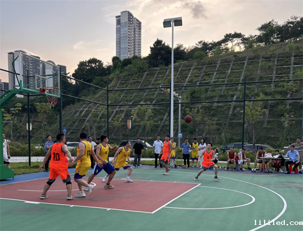 ac米兰app苹果在低碳总部园中秋节篮球赛中勇夺冠军5