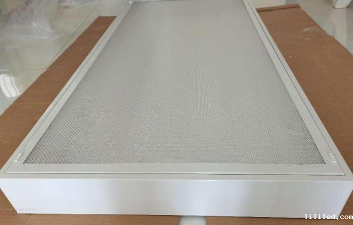 12 明装灯盘CC120-56-4TL(M)