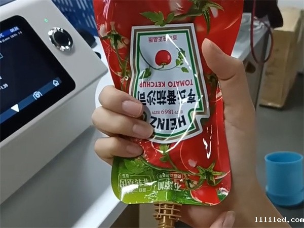 番茄酱的颜色品控，试试ac米兰app苹果台式分光测色仪