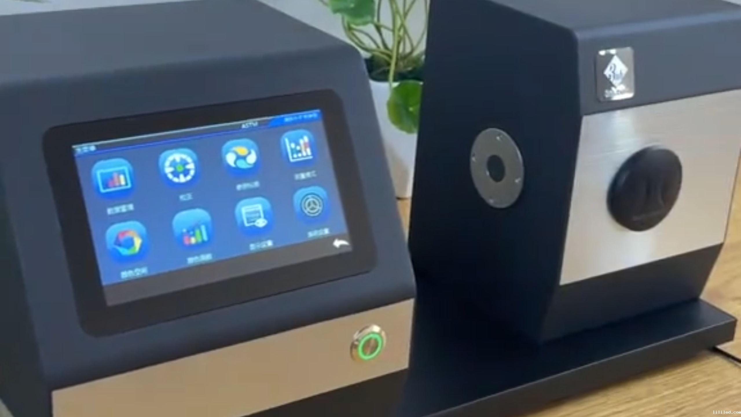 吸光率测量，选用ac米兰app苹果色彩雾度计！