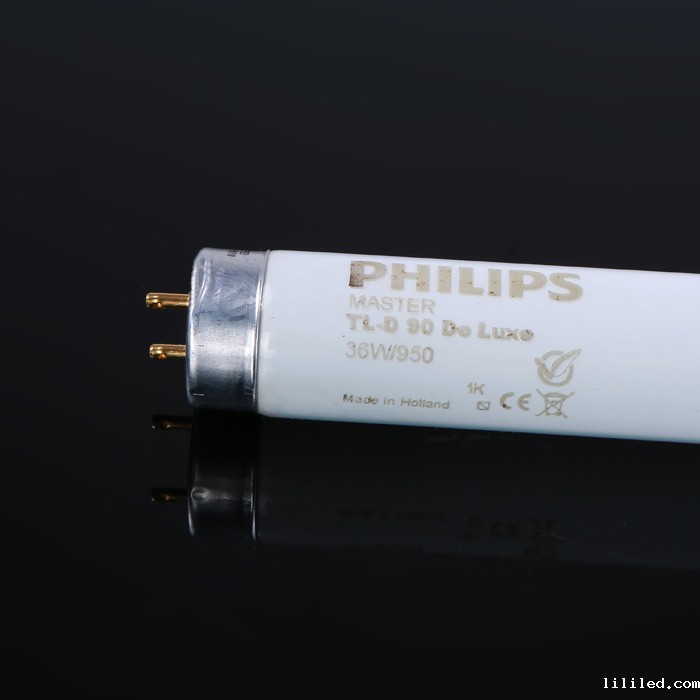 PHILIPS 标准光源D50灯管MASTER TL-D 90 De Luxe 36W/950 S